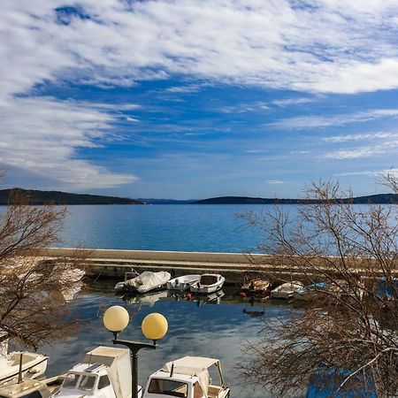 Holiday Home Obrov Kastela Dış mekan fotoğraf