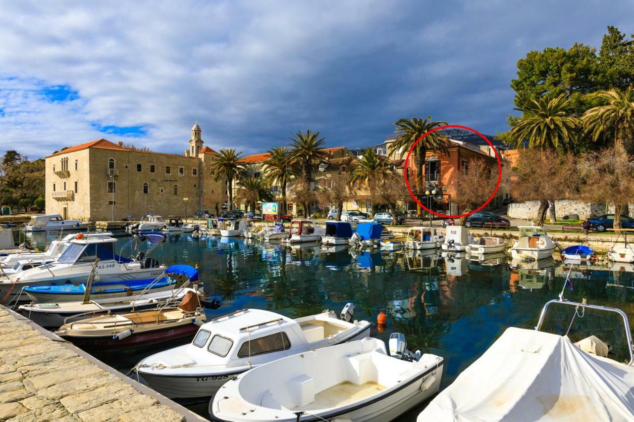 Holiday Home Obrov Kastela Dış mekan fotoğraf